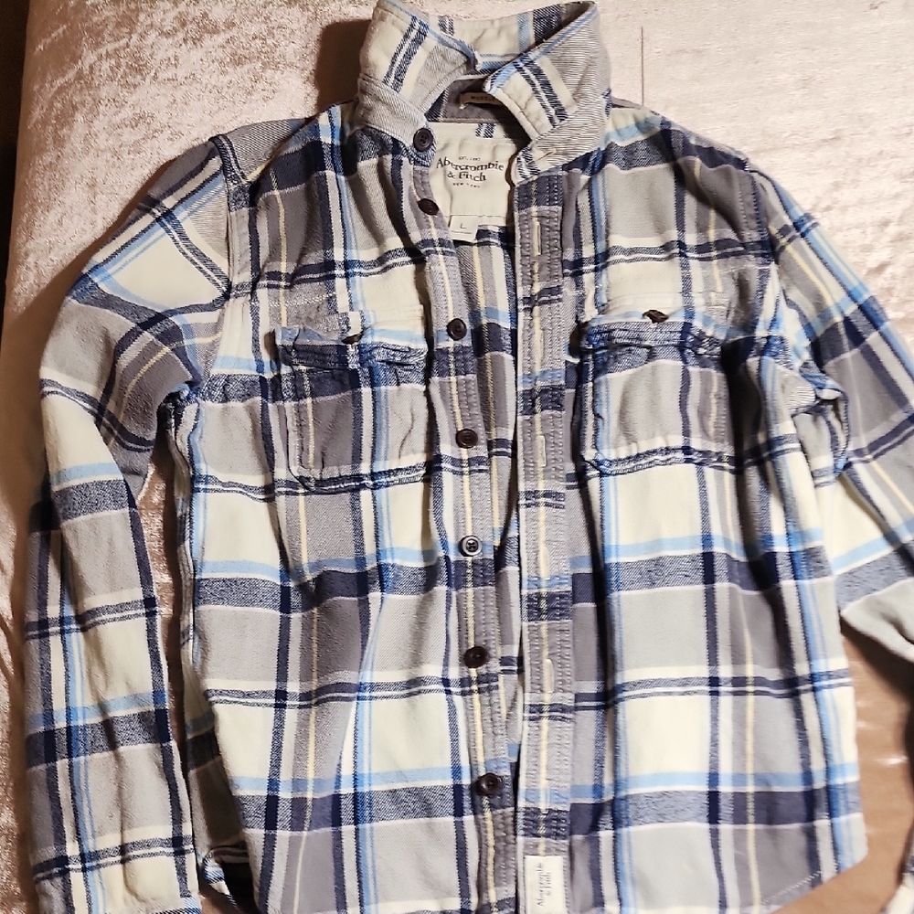 Abercrombie & Fitch Navy, Cream, Gray & Light Blue 100%cotton Flannel Shirt